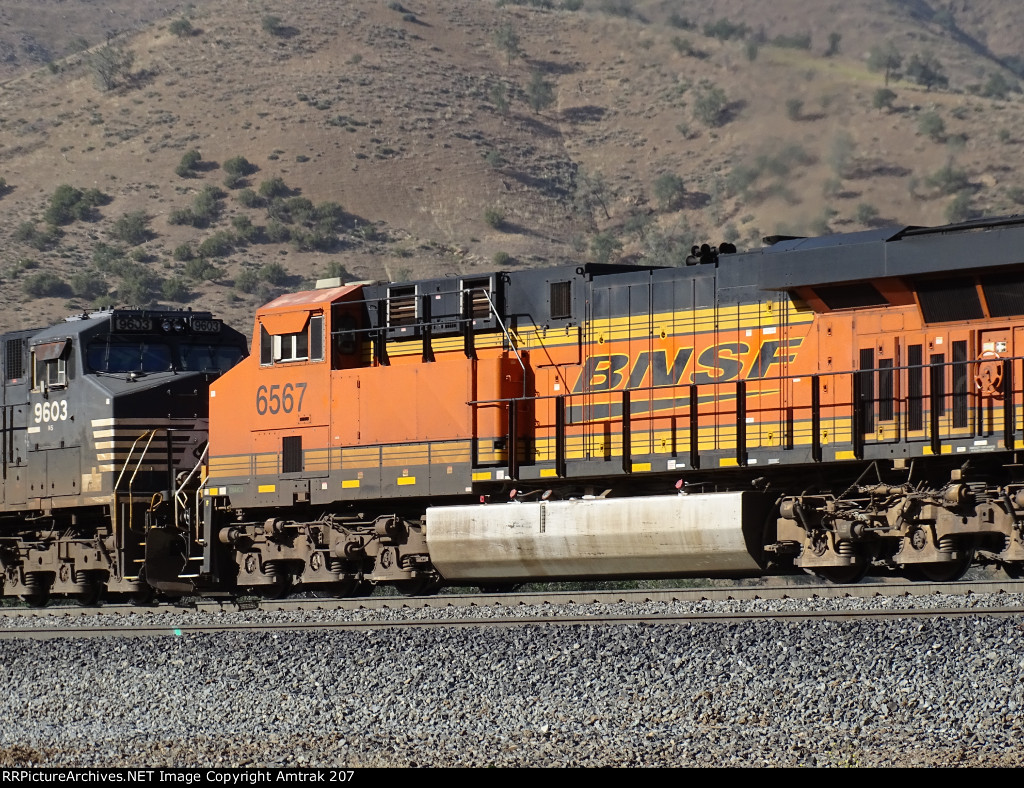 BNSF 6567